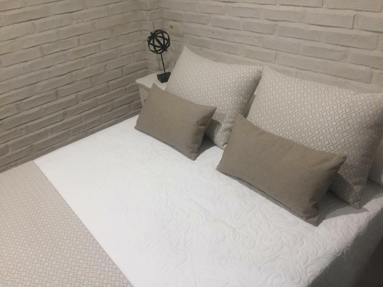 Atico Del Rojas Apartment Толедо Екстериор снимка